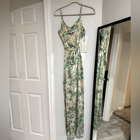 Zara Pants - NWT” Gorgeous “ Floral Jumpsuit